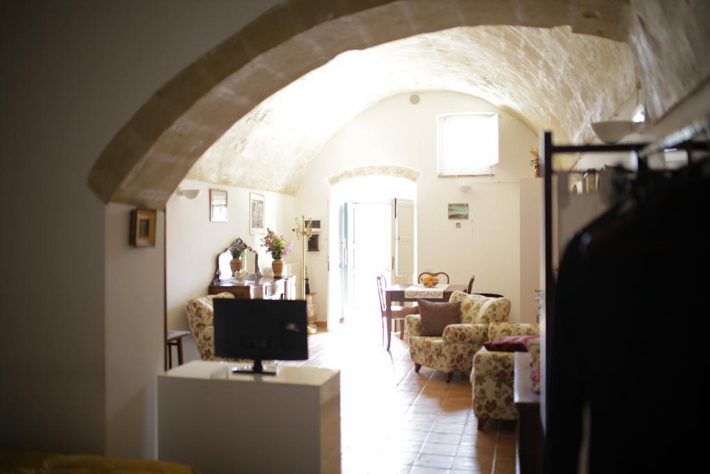 Tutte Le Albe Nei Sassi Daire Matera Oda fotoğraf